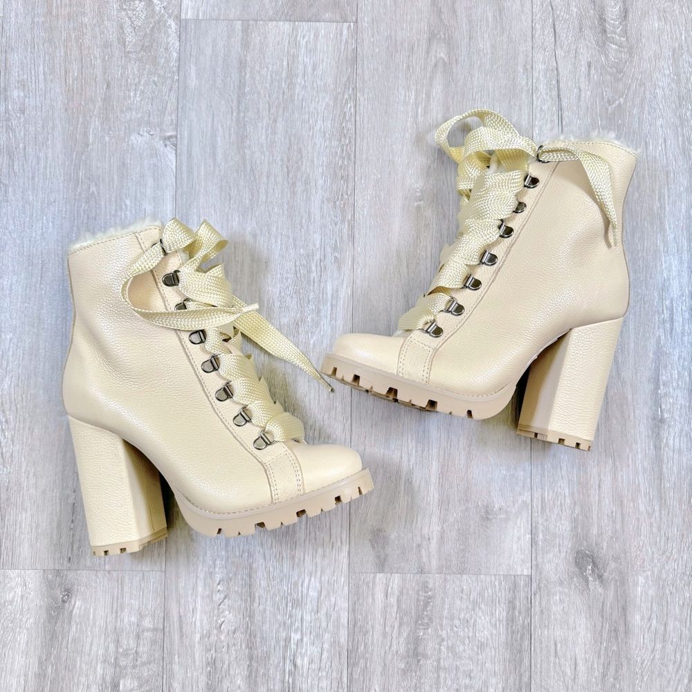 SCHUTZ 6.5 Zhara White Cream Fur Lined Chunky Heel Winter Lace Up Boots NEW